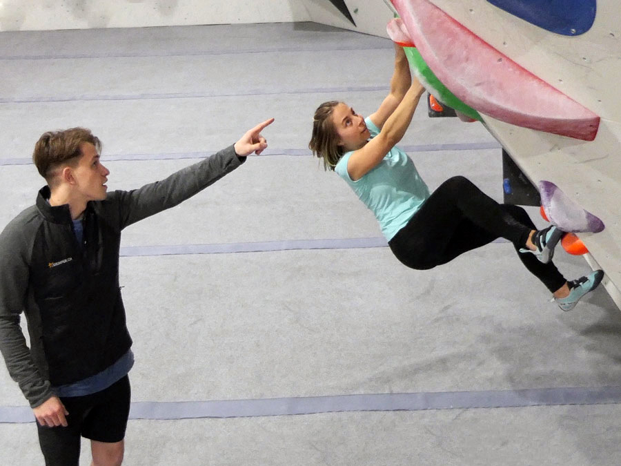 Initiation à l'escalade de bloc